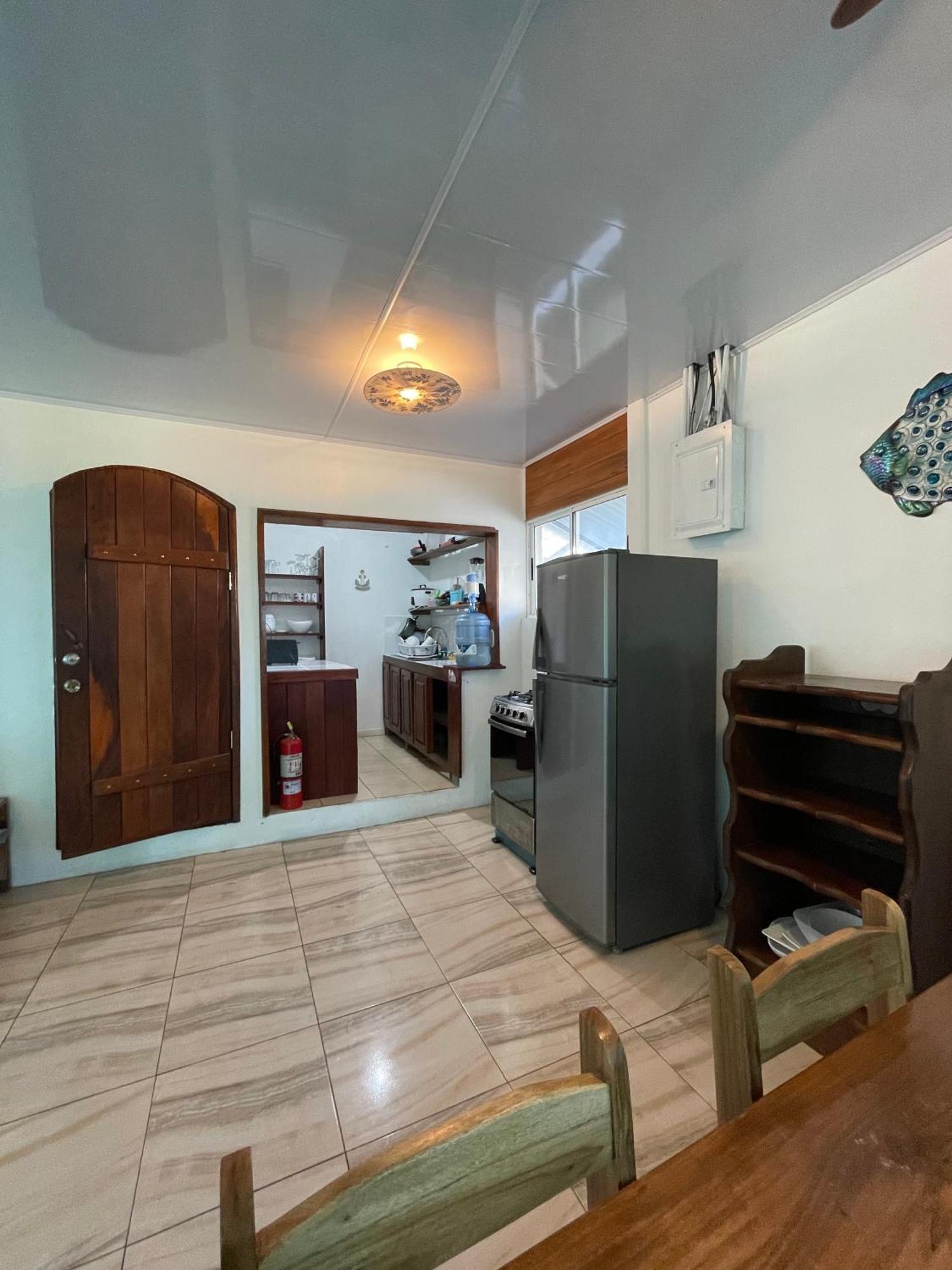 Casa Blanca Beachfront House With Shared Pool Access Pangea Lodge Manzanillo  Exterior foto